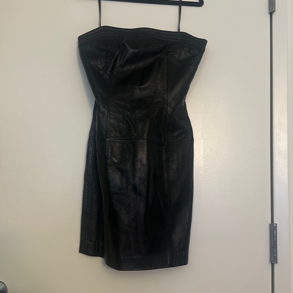 Dress - Picture 1 of 1